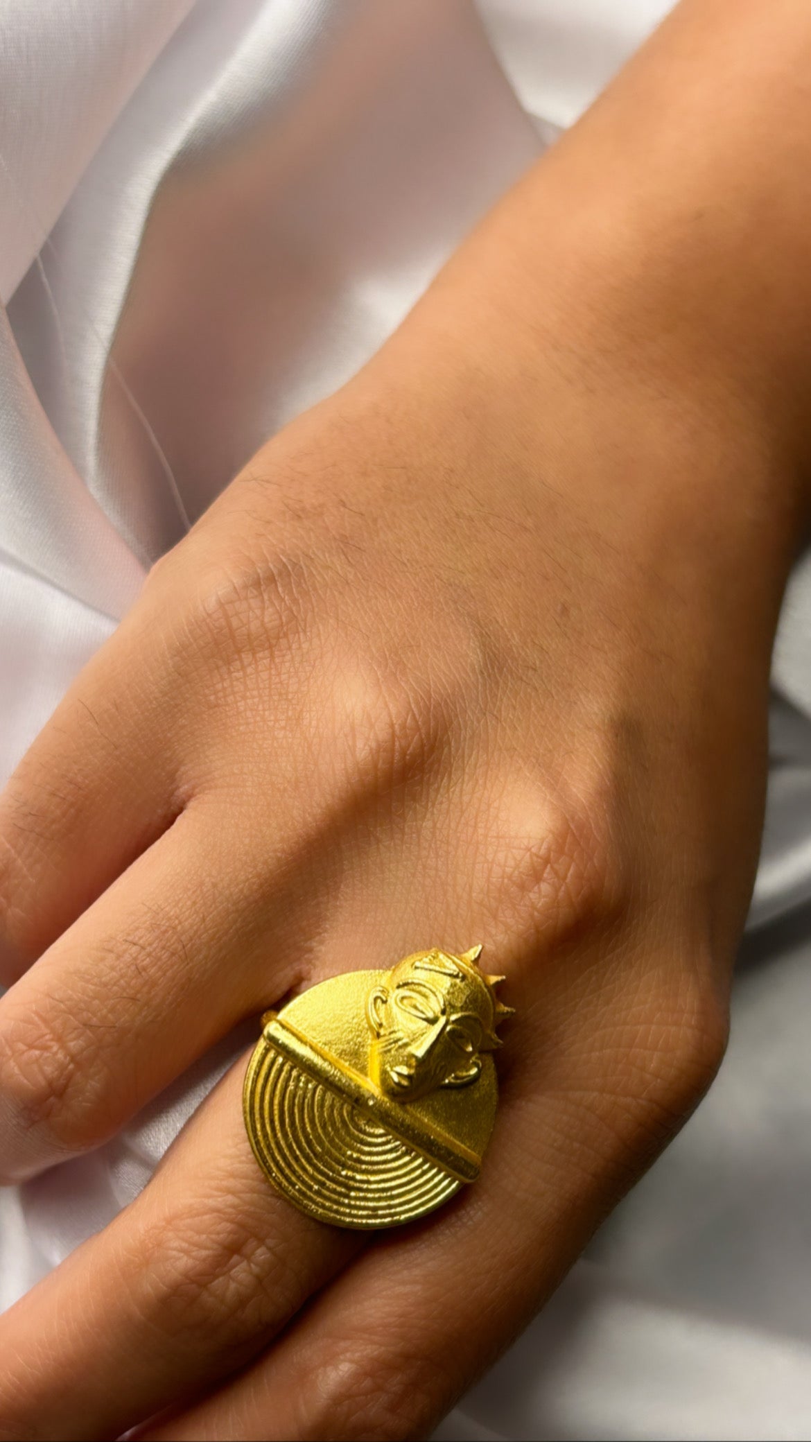 AKAN RING