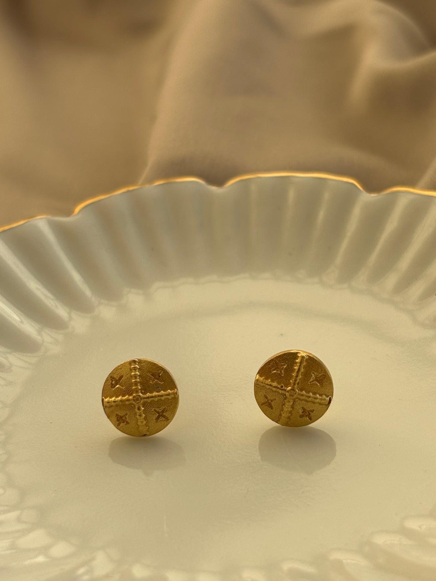 THE CHILDS PLAY EARRING