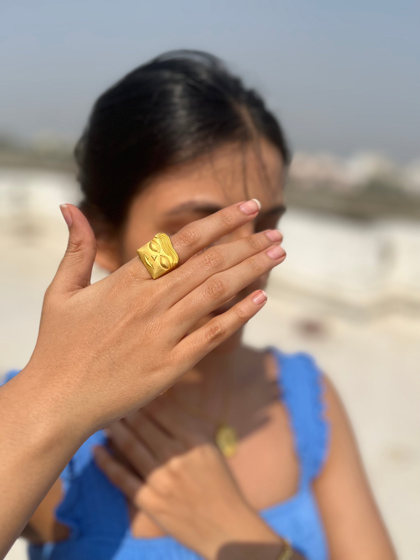 POKER FACE RING