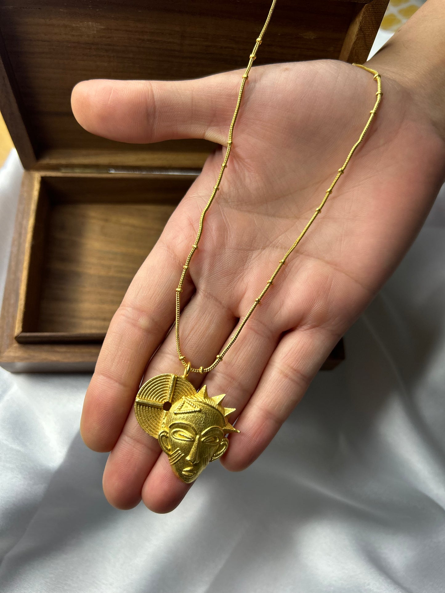 AKAN TRIBAL NECKLACE