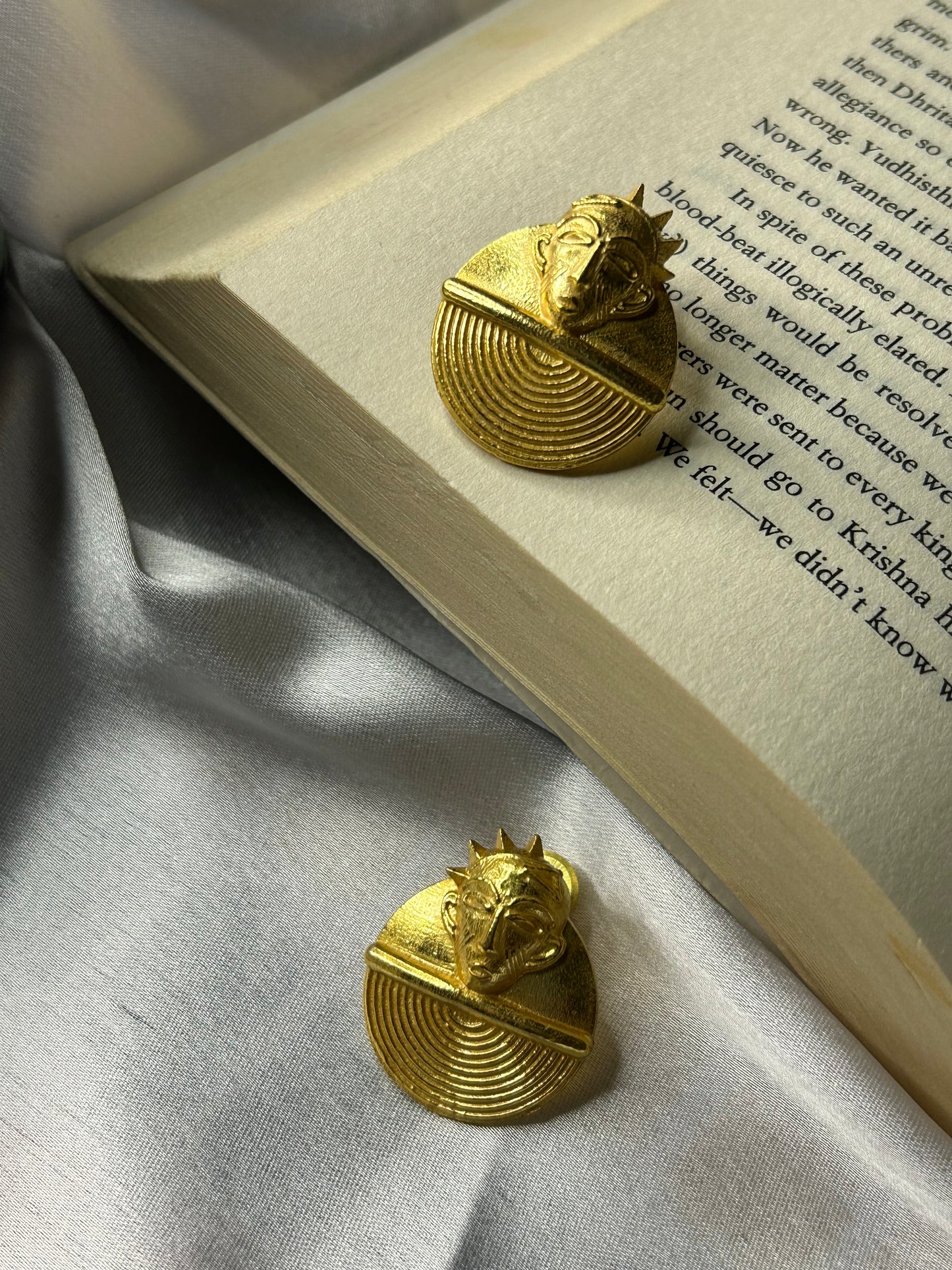 AKAN EARRING