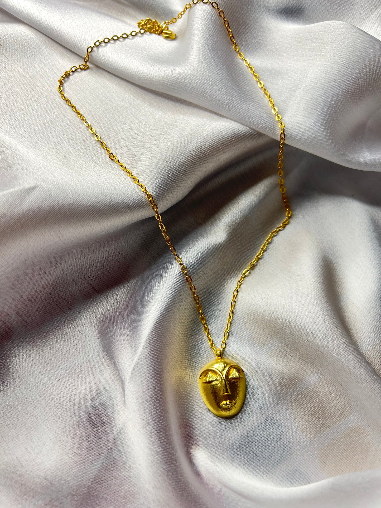 "UNDISTURBED" NECKLACE