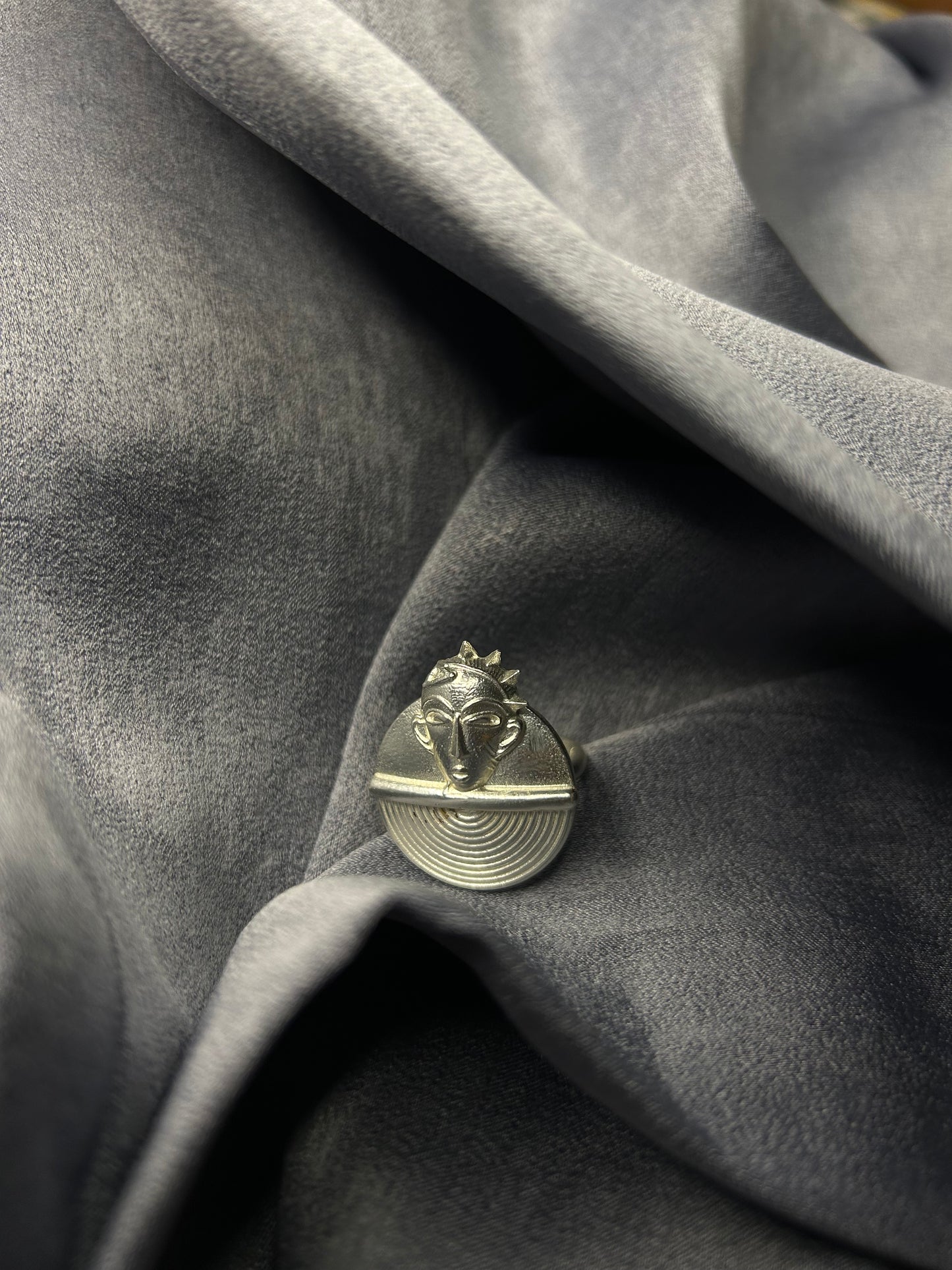 AKAN RING