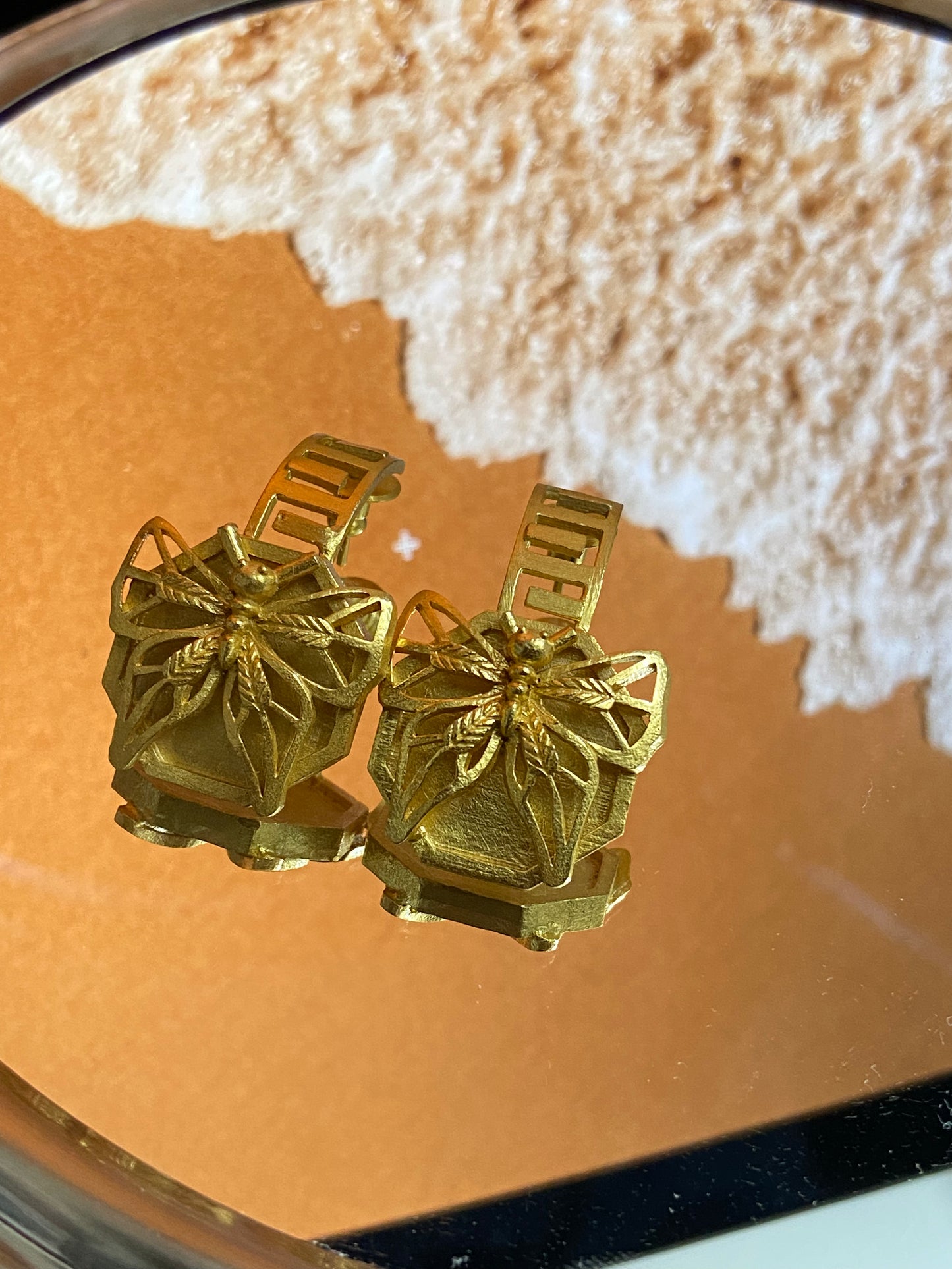 TREE AS LINK EARRING
