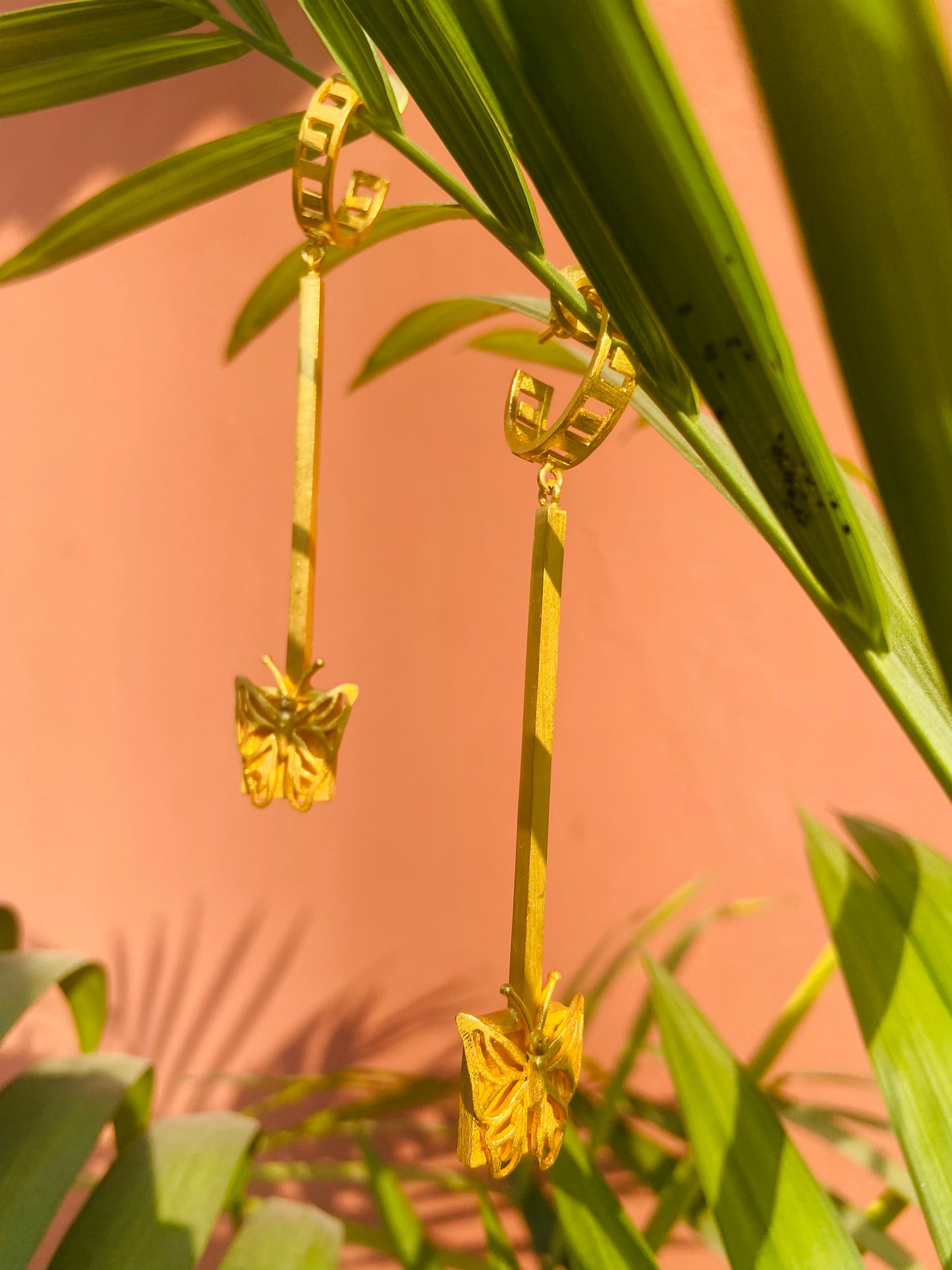 WING DROP EARRINGS