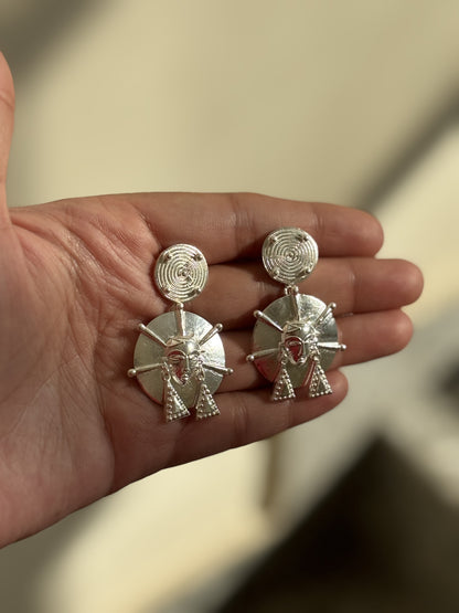 VINTAGE GHANA EARRING