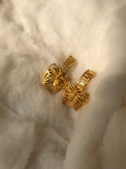 TREE AS LINK EARRING