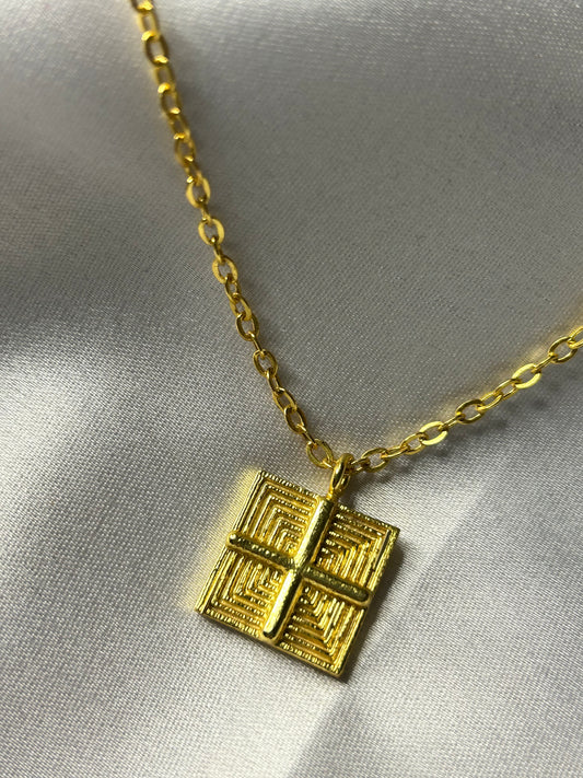 VERTICAL FOUR LINE NECKLACE