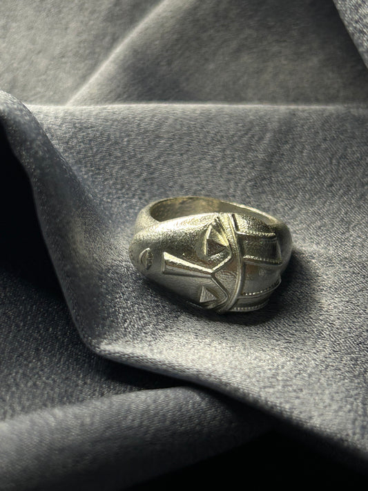 SNOOZY  RING